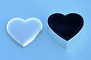 Small Heart Shaped Jewelry Box with Lid Off