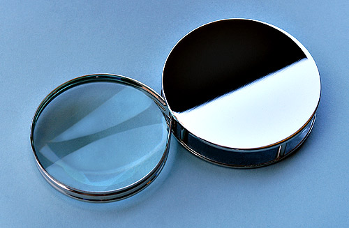 Chrome Plated Hinged Roll-out Magnifier